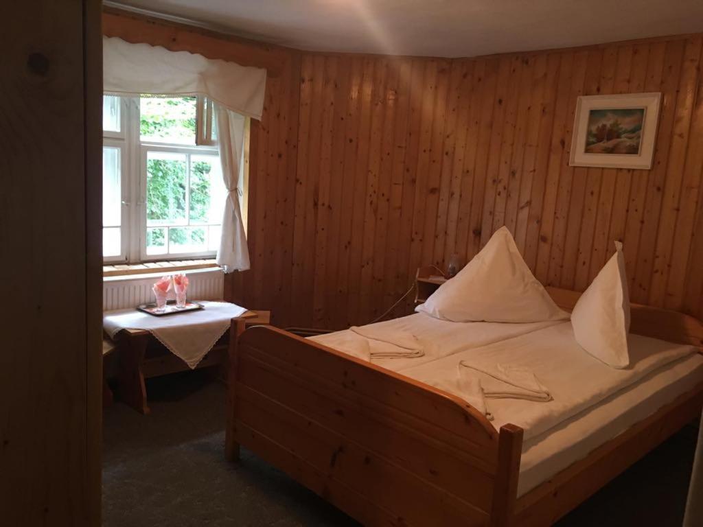 Manyi Villa BaileTusnad Extérieur photo