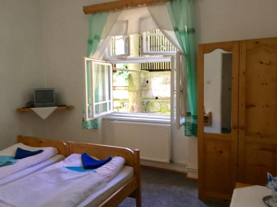Manyi Villa BaileTusnad Extérieur photo